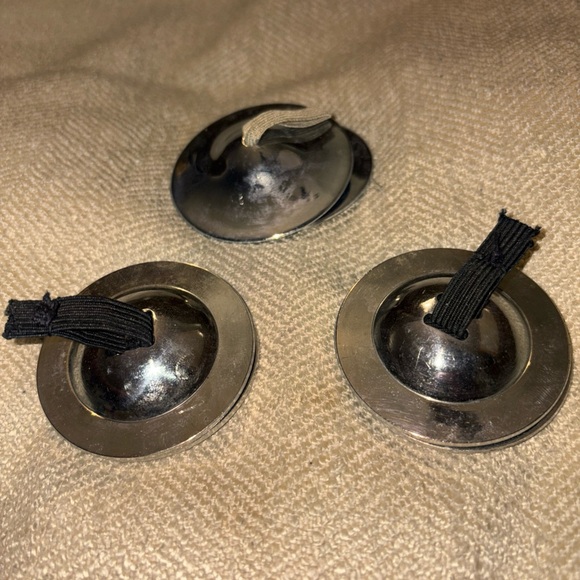 Silver Finger Cymbals - Picture 2 of 5